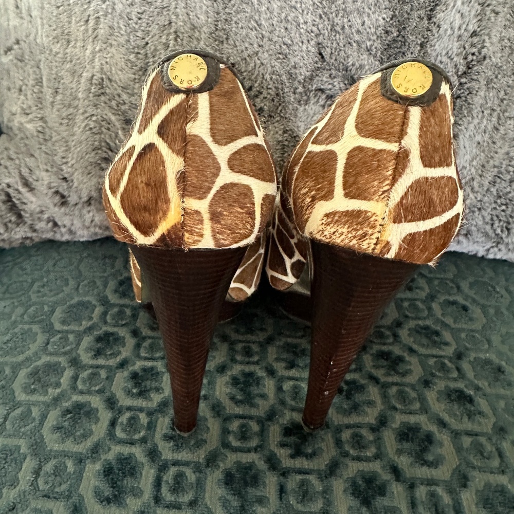 Michael Kors Peep Toe Heels - Picture 2 of 7